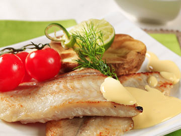 Baked Cod with Yogurt Cucumber Sauce