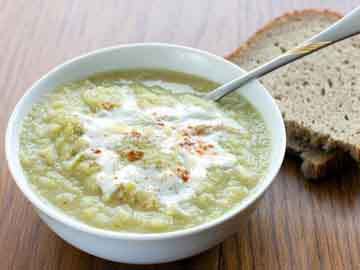 Asparagus and Leek Soup