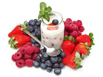 Mixed Berries with Honey Yogurt