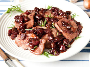 Blueberry Onion Sauced Pork Tenderloin - Dietitian's Choice Recipe