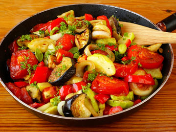 Linguine with Olives, Eggplant and Artichokes