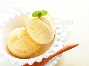 Frozen Mango Yogurt