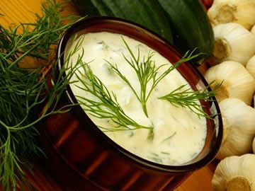 Creamy Garlic Dressing - Dietitian's Choice Recipe