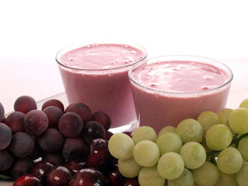 Quick & Creamy Grape-Orange Shake - Dietitian's Choice Recipe