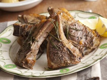 Lamb Chops with Mint Yogurt