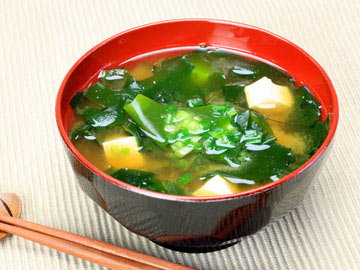 Miso Soup with Tofu and Green Onions