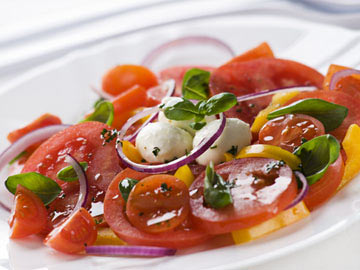 Tomato, Mozzarella and Basil Salad